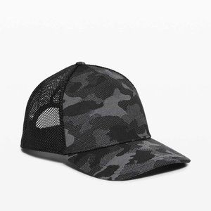 Lululemon Men's Commission Hat